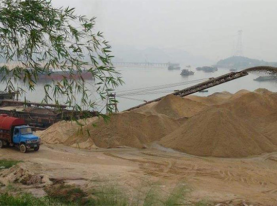 非法盜采河砂5000余方，涉案價值500萬！湖北一盜采河砂團伙被抓